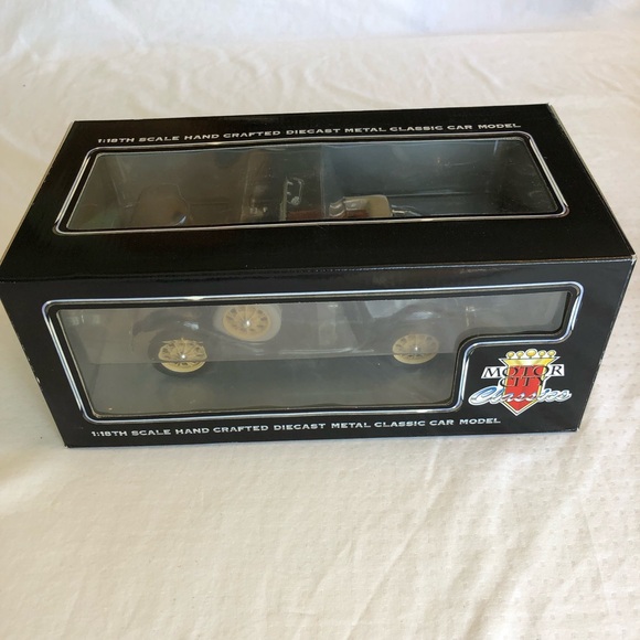 Motor City Classics 1:18th Diecast Metal Classic Car Model 1931 Ford Model “A” - Picture 7 of 8